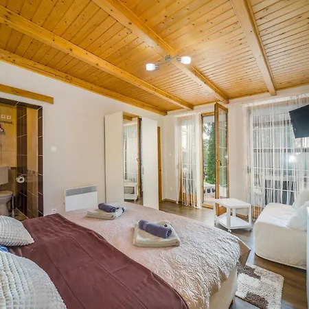 فيلة Milmar Wellness Vendeghaz Miskolctapolca ميسكولك